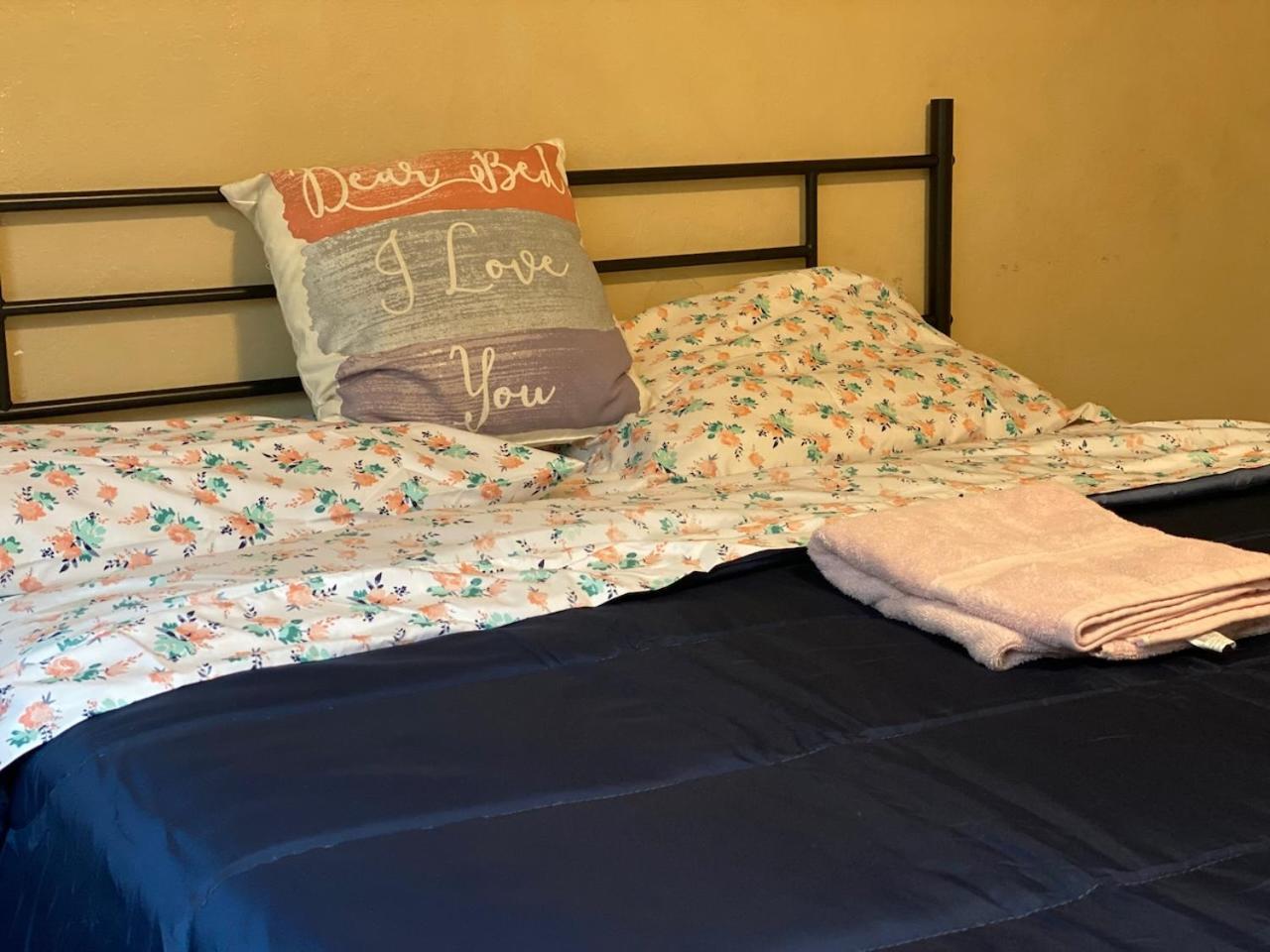 Hostel Whole Family - Rosemont Rancho Cordova